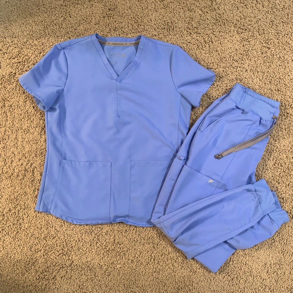 Fabletics ceil blue scrub set